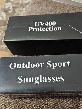 ❤️ NIB Outdoor Sport Sunglasses - Black with UV400 Protection with Pouch. NEW